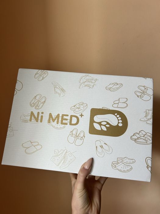 Дамски черни мокасини от естествена кожа