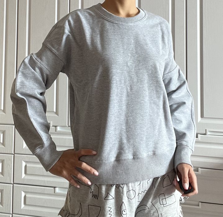 Свитшот новый