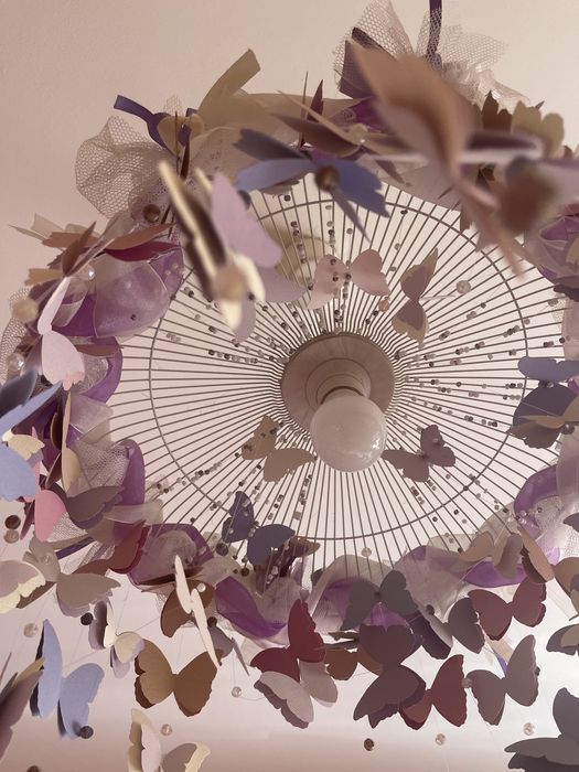 Продается люстра