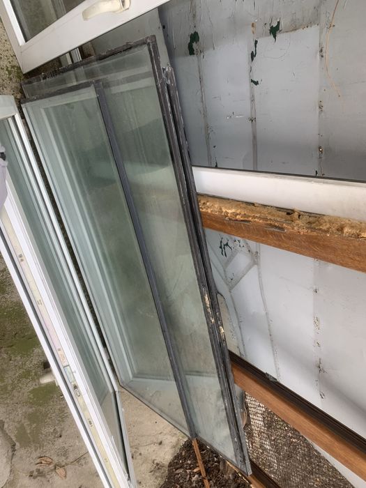 Пластиковые окна и дверь