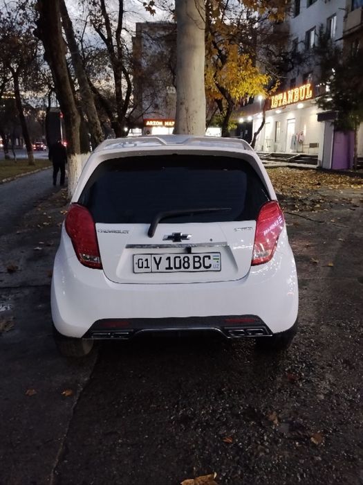 Spark sotiladi mexanika gaz