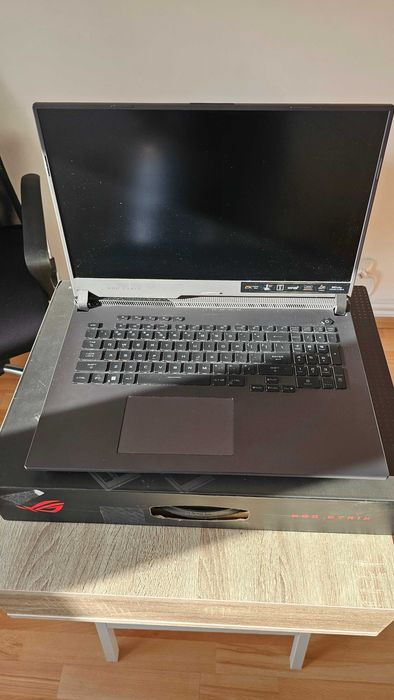 ASUS ROG Strix G17 ca NOU–Ryzen 9•RTX 3070 Ti•1TB SSD•16GB•Win11 Pro
