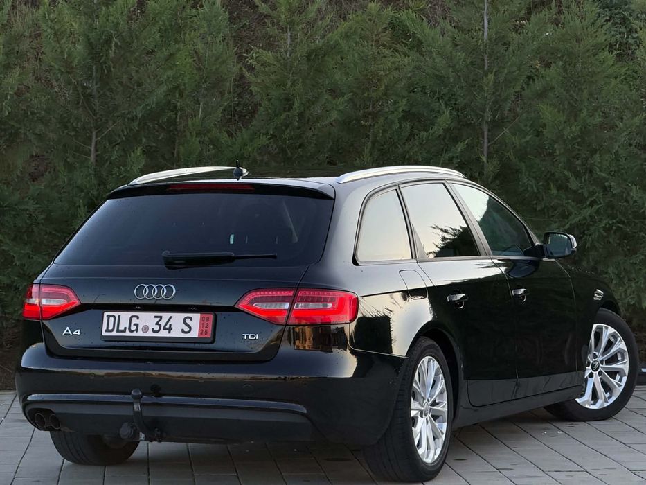 Audi a4 2.0 tdi.