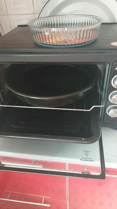 Продаю печь духовой печь