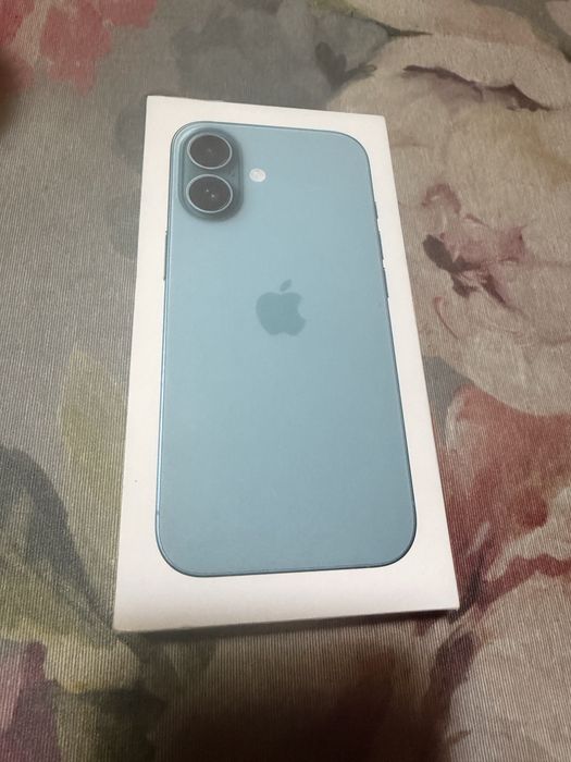 Продам iPhone 16 в идеальном состоянии