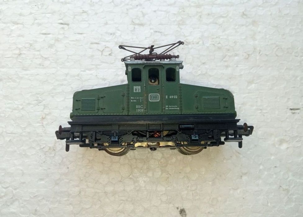 Locomotiva fleischmann scara H0, 1:87

Funcționala și servisata!

Poze