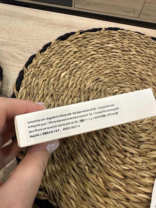 Iphone battery pack magsafe