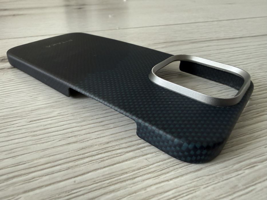 Pitaka iphone 16 pro