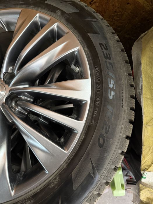 Комплект диски+резина Toyota r20
