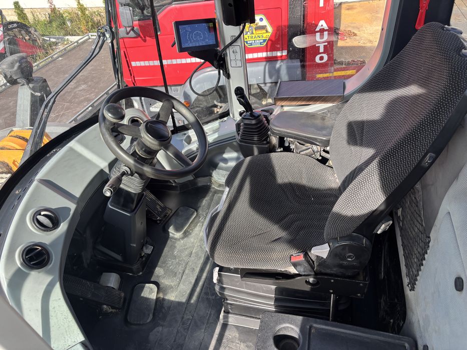 Vola /Incarcator frontal  LIEBHERR 550 xpower 2019 / accept variante