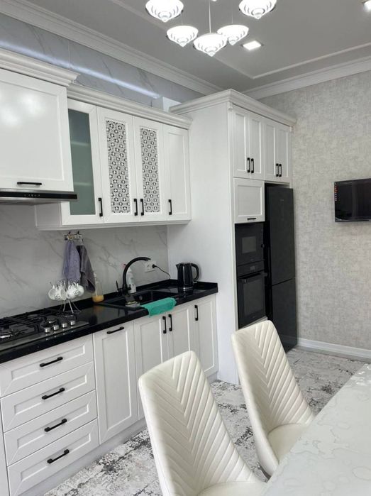 2 комнатная Кора камыш 2/1 Парк Победа Сагбон йули