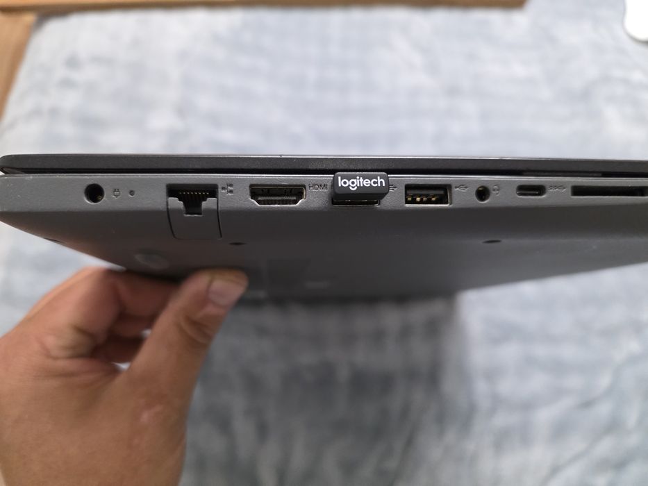 Laptop Lenovo 320-17IKB