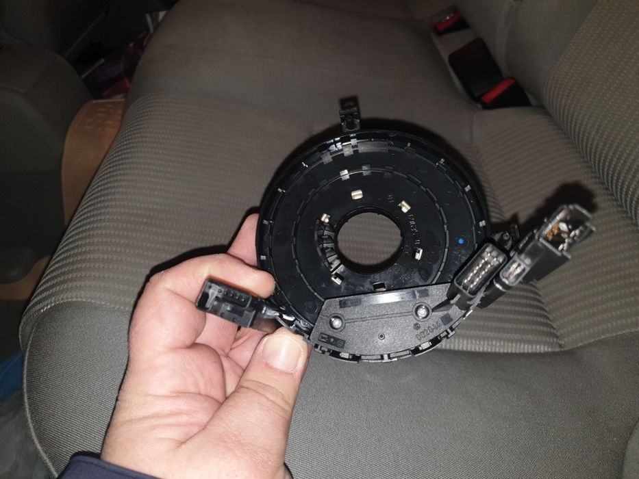 A4 B7 Volan Airbag Spira  Climatronic Radio Concert Bluetooth Scrumie