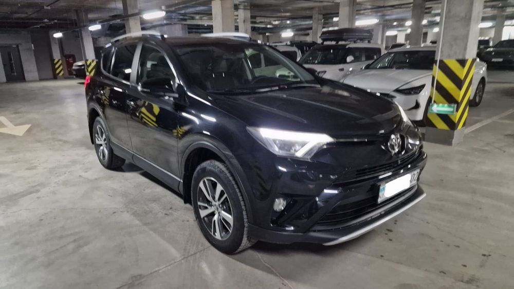 Toyota RAV4, 2015, 2,5