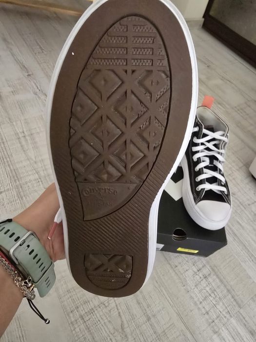 Tenisi Converse