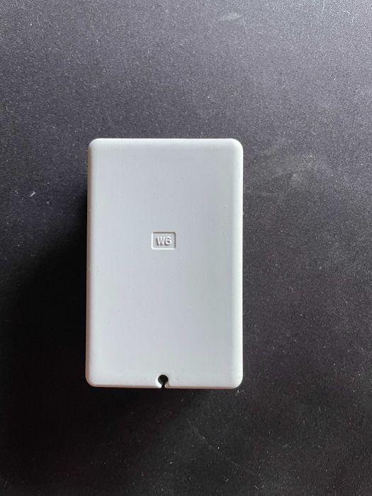 Стойка за кабел за Apple Watch