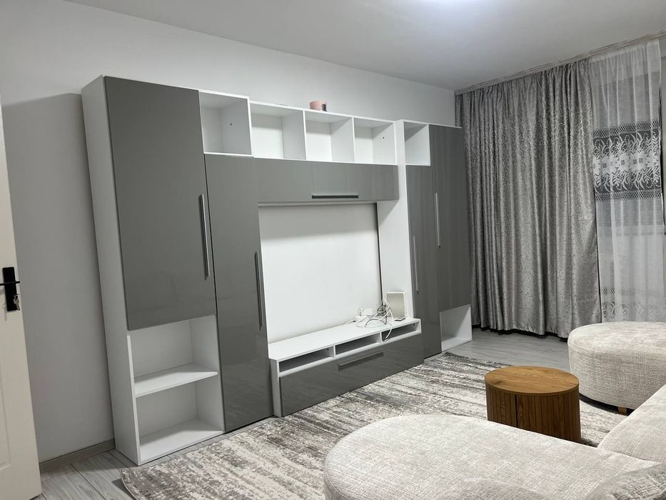 Chirie Ap 2 Camere decomandat 54mp renovat Nou Mobilat toate utilitatile Octav Onicescu et 4 zona mai sus de Biserica Roseti 350Eur