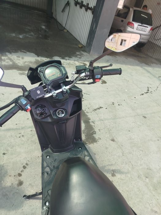 Samuray benzinli skuter sotiladi tank skiterlardi bemalol yutadi