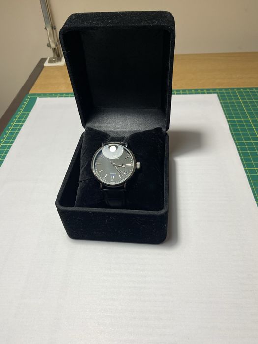 Продается наручные часы