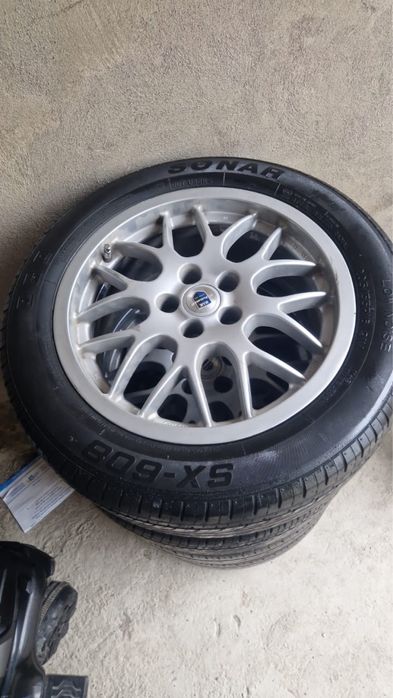 Карина , авенсиз , диски шинами