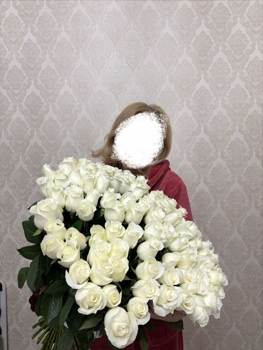 Белые розы 101 шт