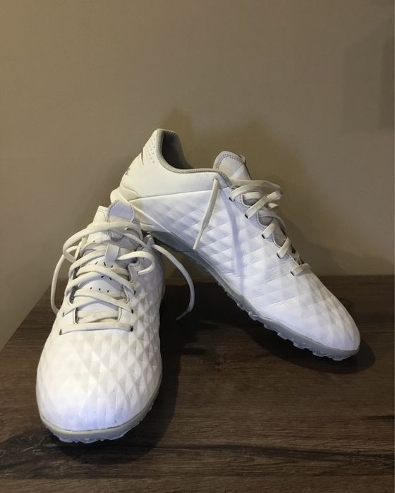 Nike tiempo 42 номер