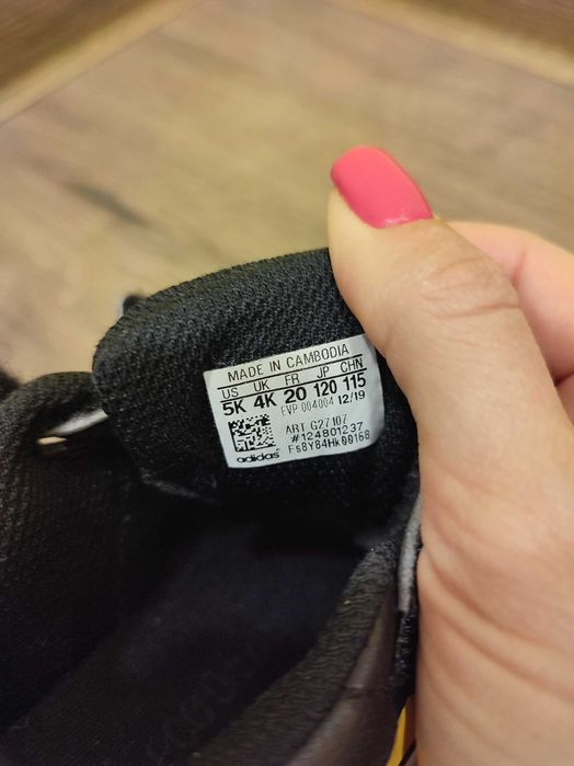 Детски обувки Adidas 20 номер за момче/момиче