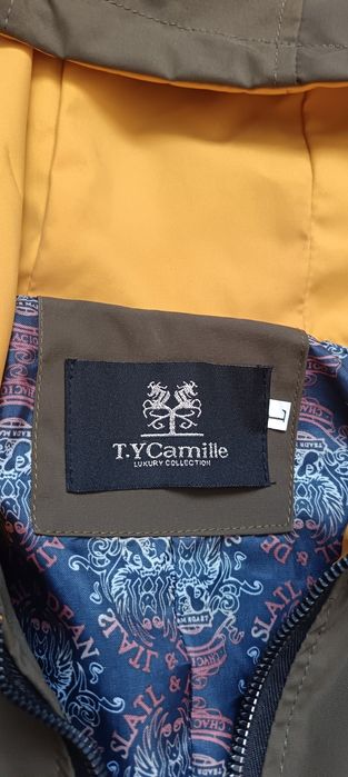 Ветровка женская