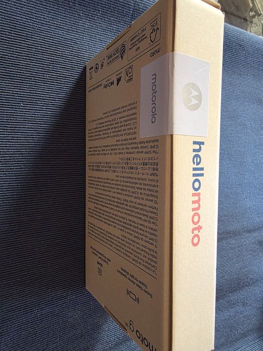 Телефон Moto g 05