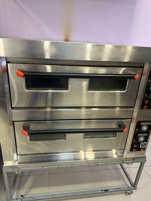 Продавам два броя фурни за закуски