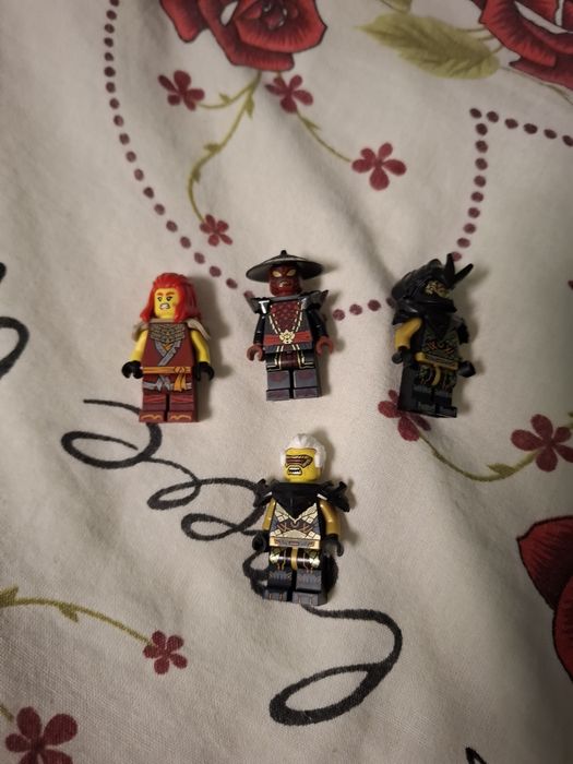 Lego ninjago / Noi noute
