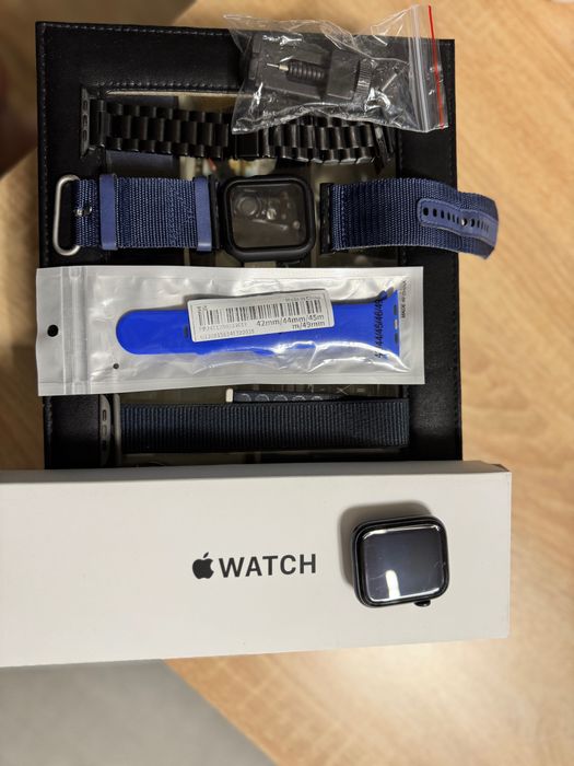 Apple Watch SE2 44mm.Mid Loop