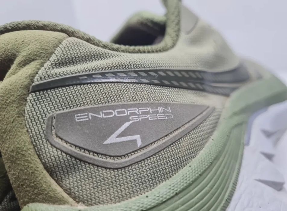 Маратонки Saucony Endorphin Speed 4

Носени няколко пъти,като нови.