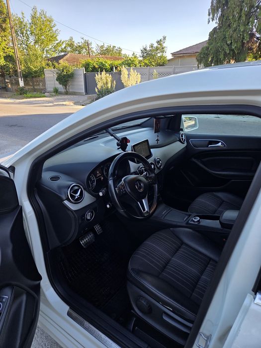 Mercedes  B- Class (Accept Variante)