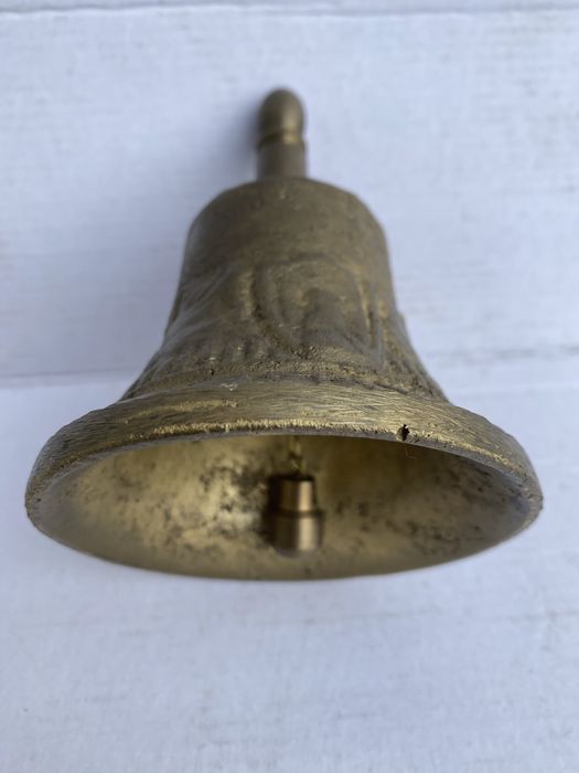 Clopot si diferite obiecte