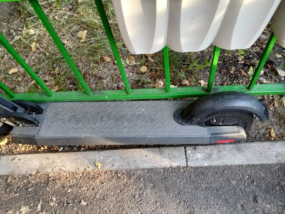Продам не дорого электро самокат .