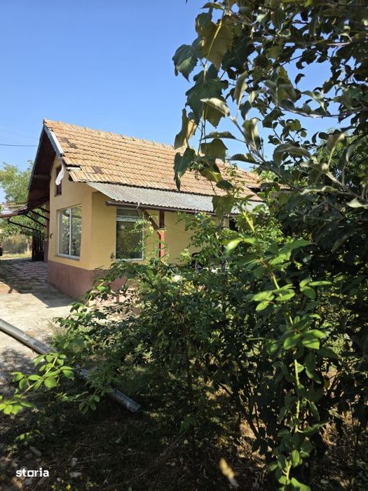 Casa, teren generos – Magurele, sat Iazu, Prahova
