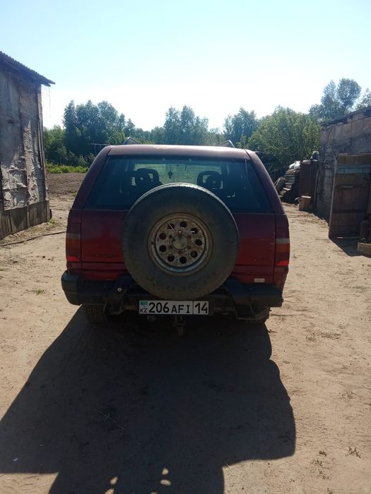 Opel Frontera  2.4
