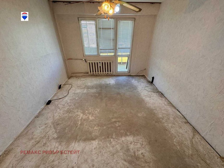 Продава се Двустаен апартамент в Русе, Здравец Изток - 76 кв.м за 1210 €/кв.м - Снимка #4