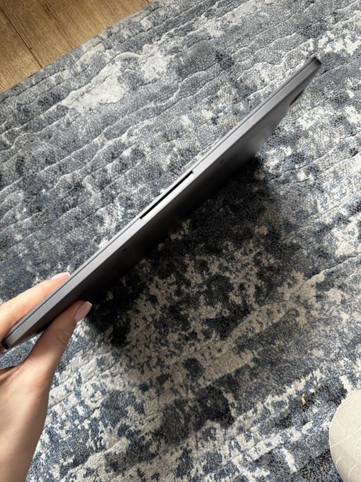 MacBook 13inch Touchbar 2017