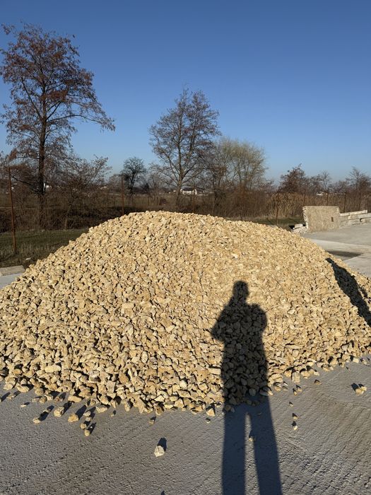 Piatra decorativa concasata din calcar