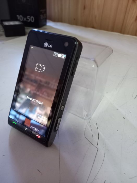 Vând telefon Lg KU990i funcțional de colecție