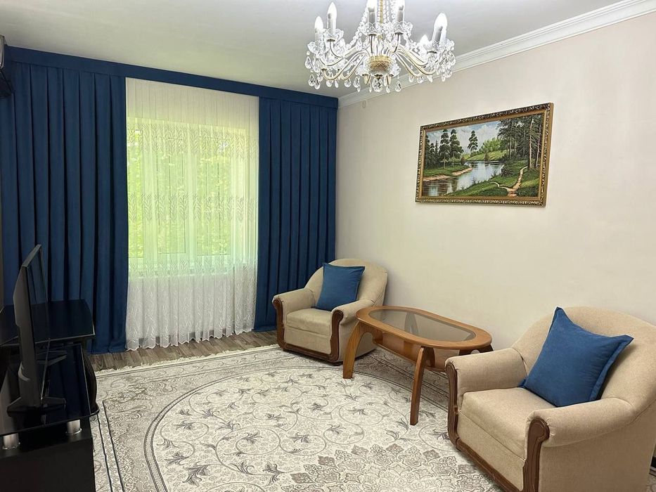 2 хонали Жар-Арик Ибн Сино бозорча якин гиштли дом