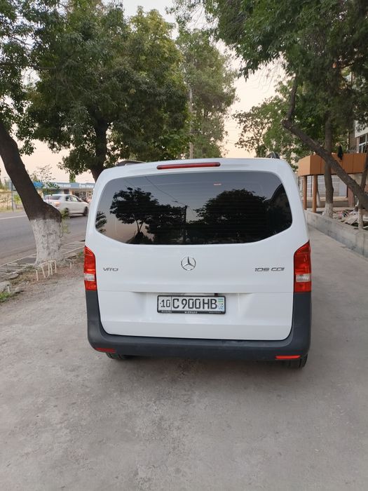 Mercedes benz vito