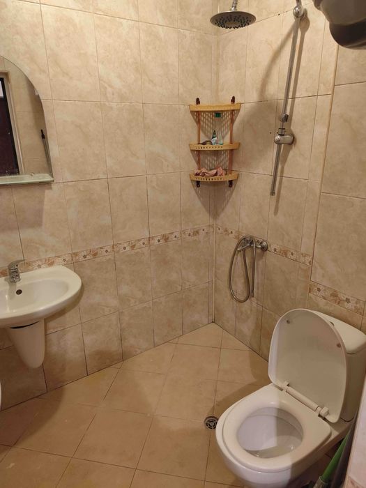 Дава се под наем Двустаен апартамент в София, Зона Б-5-3 - 70 кв.м за 698.19 € - Снимка #1