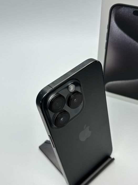 iPhone 15 PRO -- 512GB - Baterie 90% + Garantie