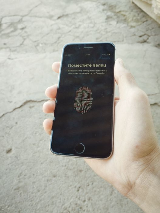 Продам iPhone 6s