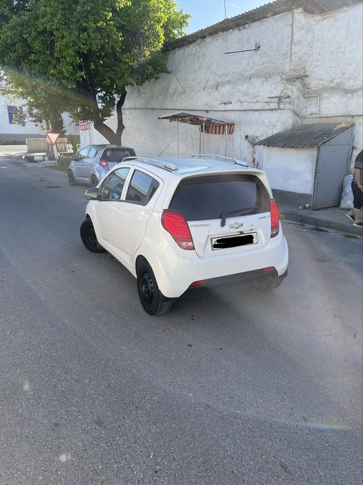 Spark 2015 yil 1 yevro avtomat