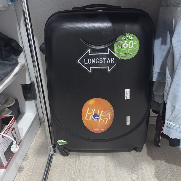 Чемодан самый большой (100л) продам