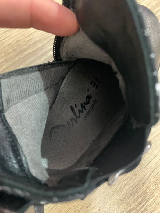 Ботинки на девочку 23 размер . Кожа- фирма Perlina. Б/у. 100 тыс.